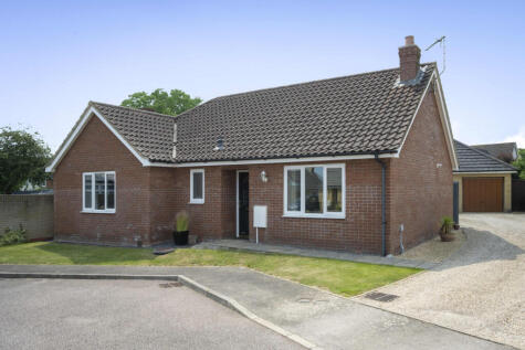 Suncrest Rise, Stowmarket, IP14