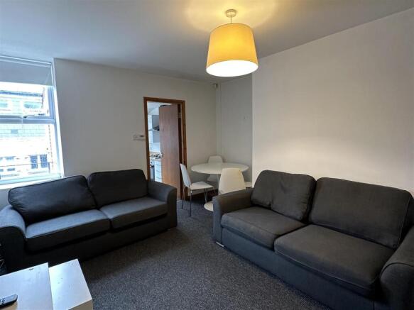 Lounge.jpg