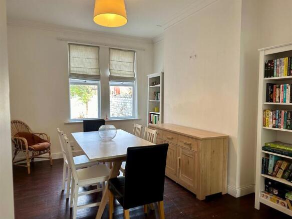 Dining Room.jpg