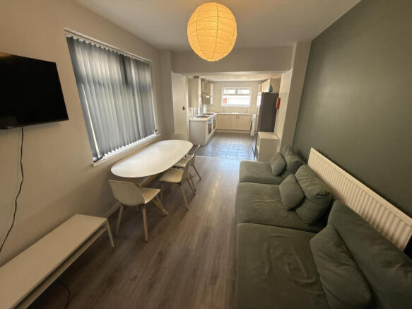 6 bedroom Student Accommodation.