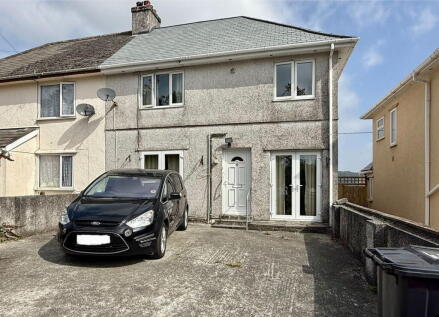Landreath Place, St Blazey, PL24