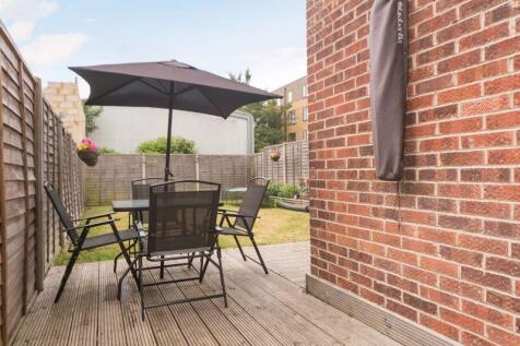 Sycamore Gardens, Mitcham