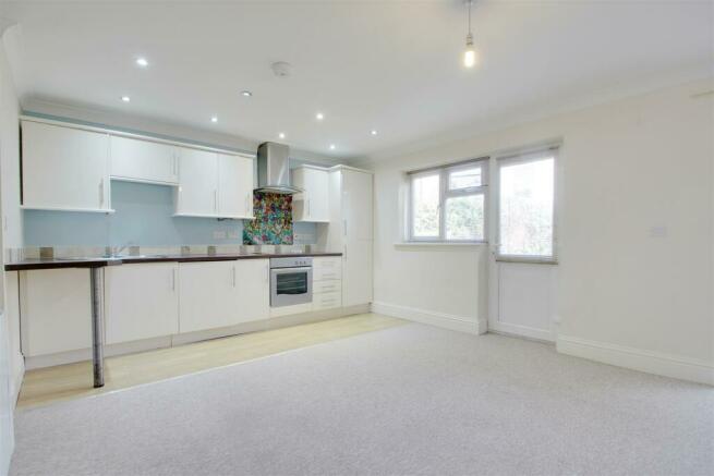 Open Plan Lounge Kitchen