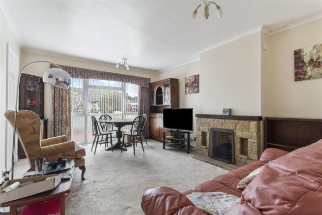 Colindale Road, 31-014.jpg