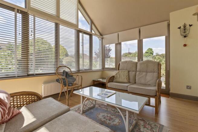 15 Foamcourt Waye_023.JPG