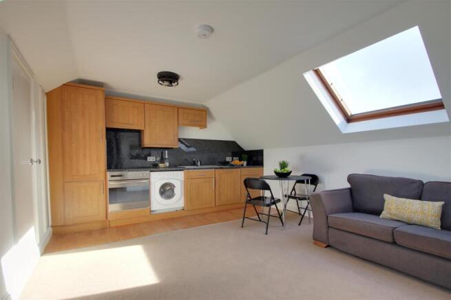 Open Plan Lounge Kitchen