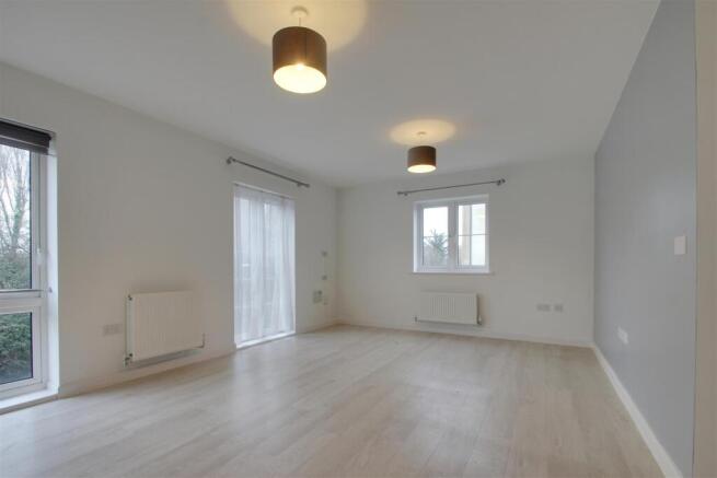 Open Plan Lounge Kitchen