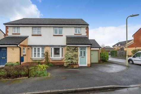 Calton Gardens, Aldershot, GU11