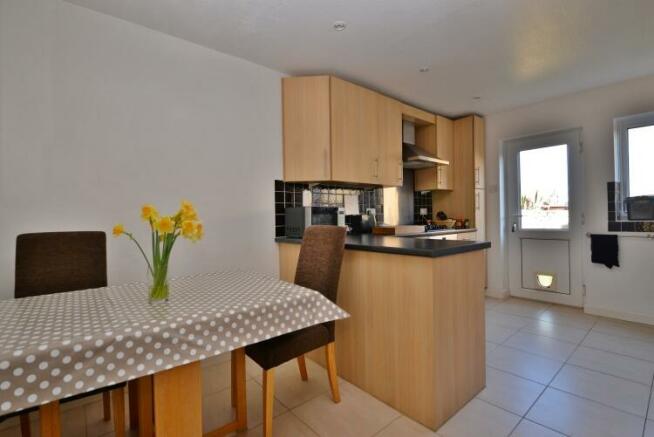 Kitchen dining room