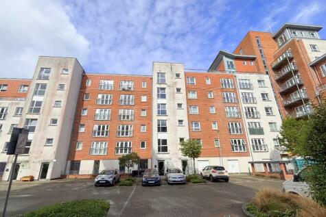 Avenel Way, Baiter Park, Poole