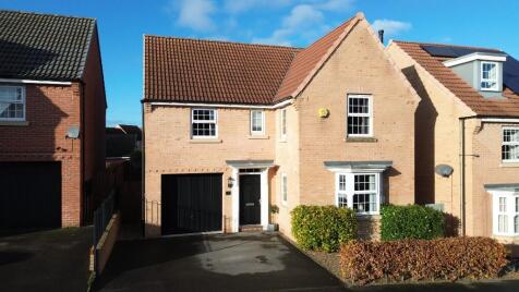 Sullivan Avenue, Wakefield, WF2