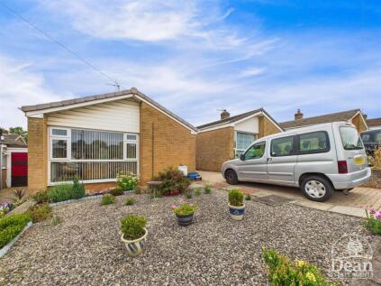 Lakeside Avenue, Lydney