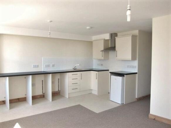Lounge Kitchen.jpg