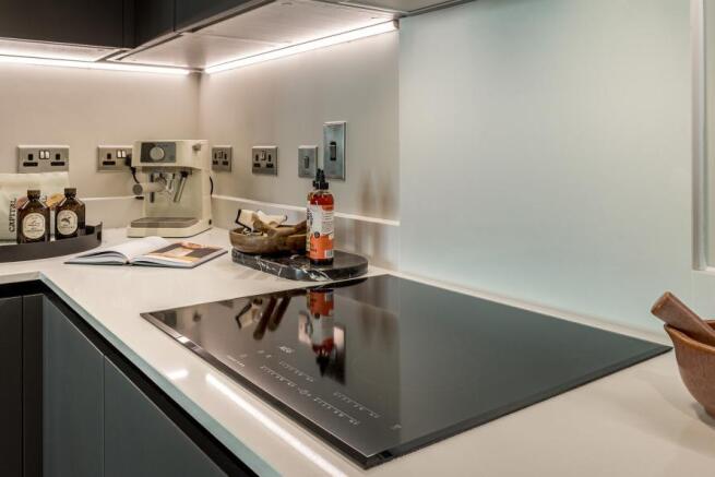 Wren House Kitchen Hob Close