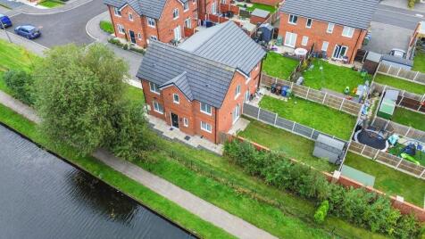 Vulcan Gate, Leigh, WN7