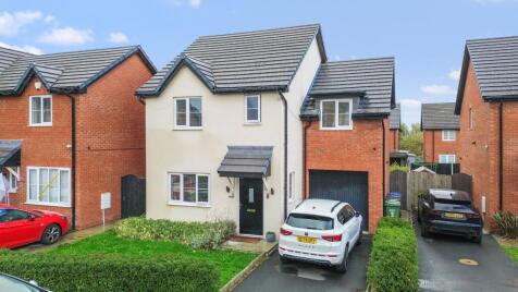 Hulme Gardens, Leigh, WN7