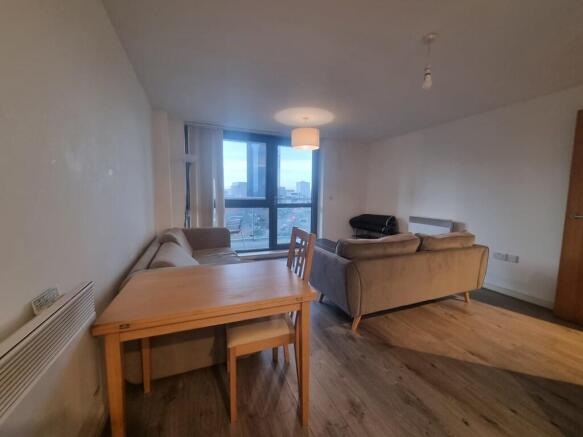 IMG-20251120-WA00...