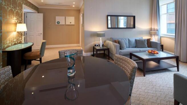 CCH_Deluxe-1-Bedroom_BBlock-Reception.jpg