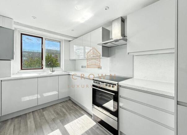 Martlesham Road, 2057 (6).jpg