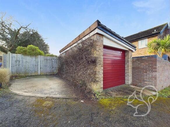 Garage/Parking
