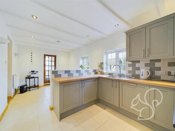 Kitchen/Dining Room
