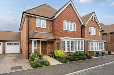 Guild Way, Bersted Park, PO21