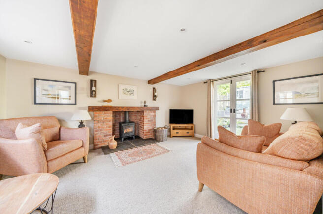 FAMILY LIVING ROOM