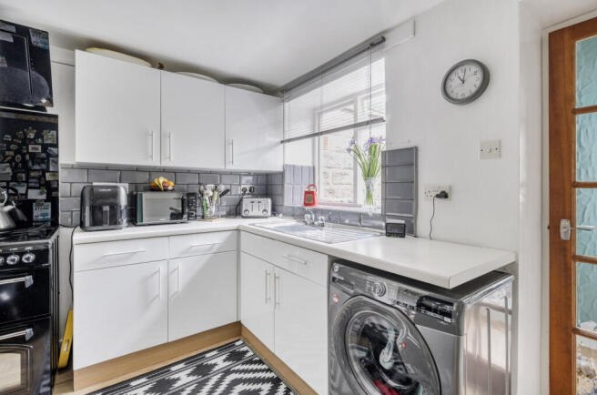 1329929-8-6888a29bdc805