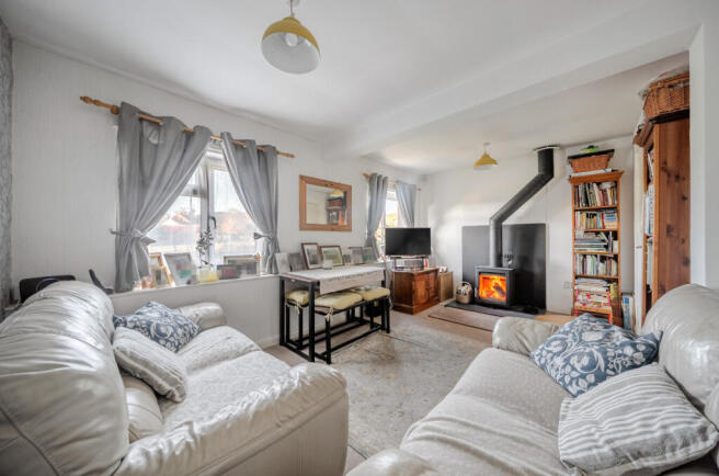 1383010-6-691efa69a455c