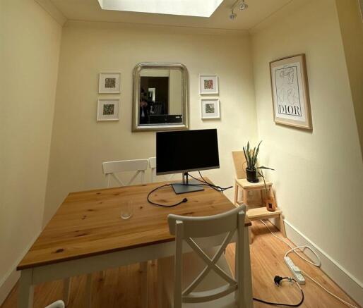 dining  area (2).jpg