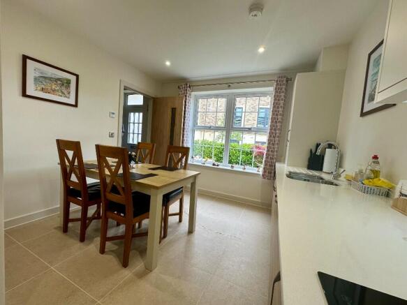 Kitchen/ Dining room