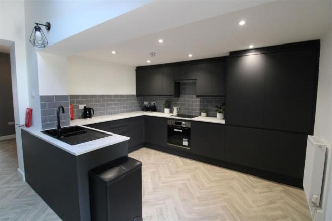 Kitchen .jpg