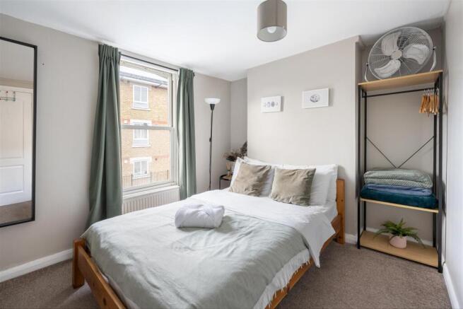 Hadleigh Street, E2