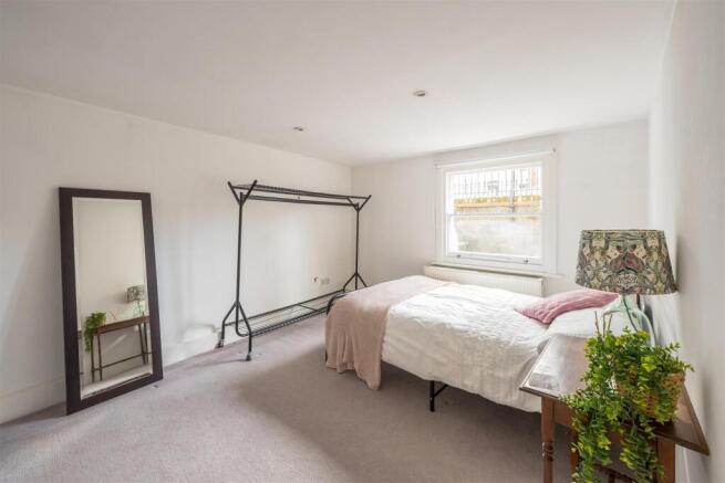 Mount Pleasant Lane, E5