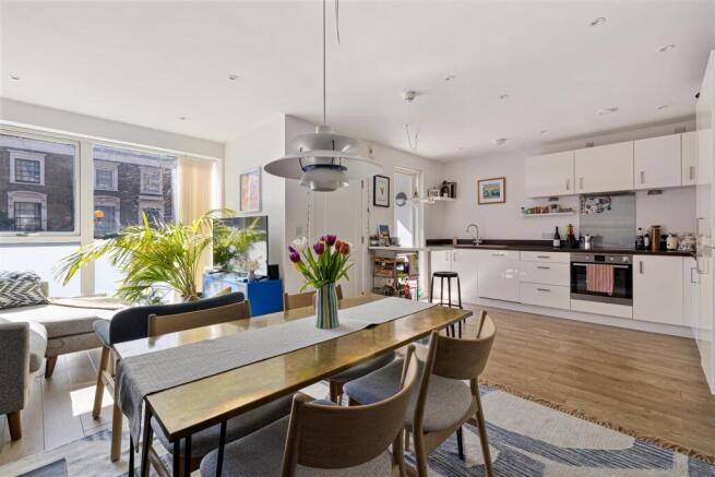 Atkins Square, E8