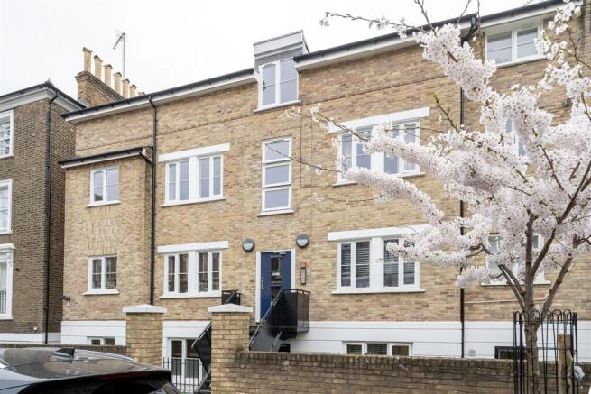 Darnley Road, E9