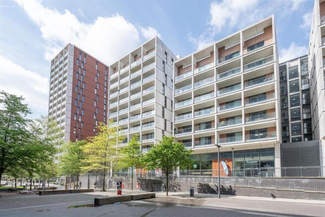 Thomas Tower, Dalston Square E8