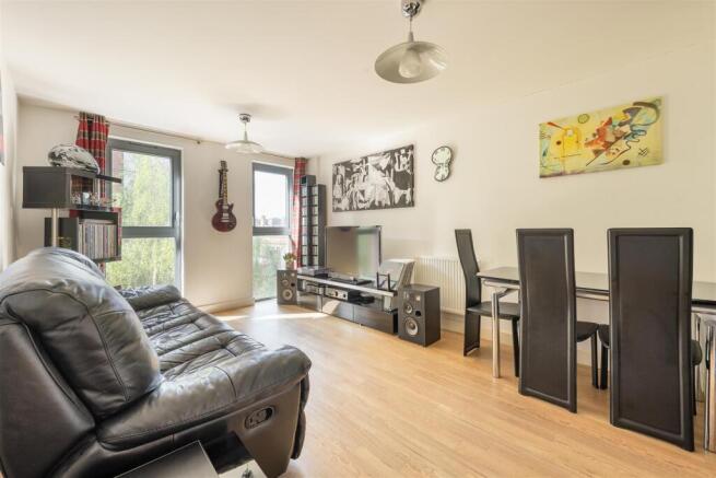 Thomas Tower, Dalston Square E8