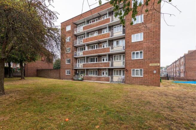 Rutland Road, E9