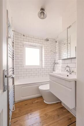 Bathroom.jpg