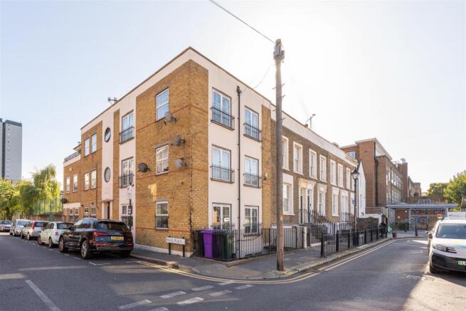 Wrights Road, E3