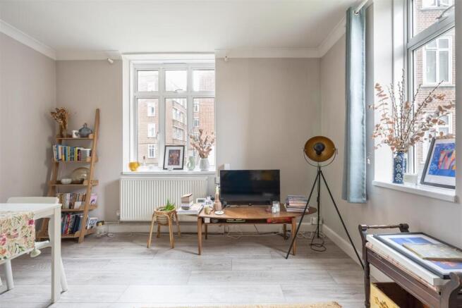 Shacklewell House, E8