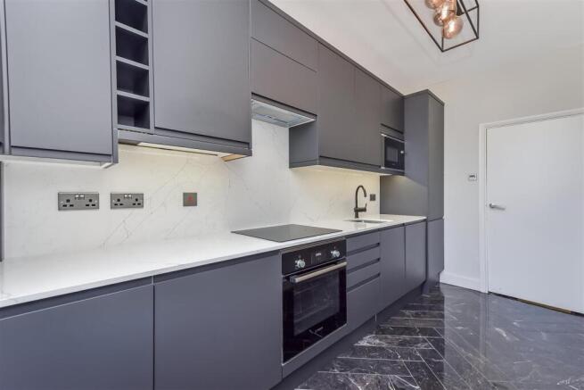 Colvestone Crescent, E8