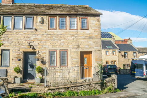 Lodge Street, Skelmanthorpe, HD8