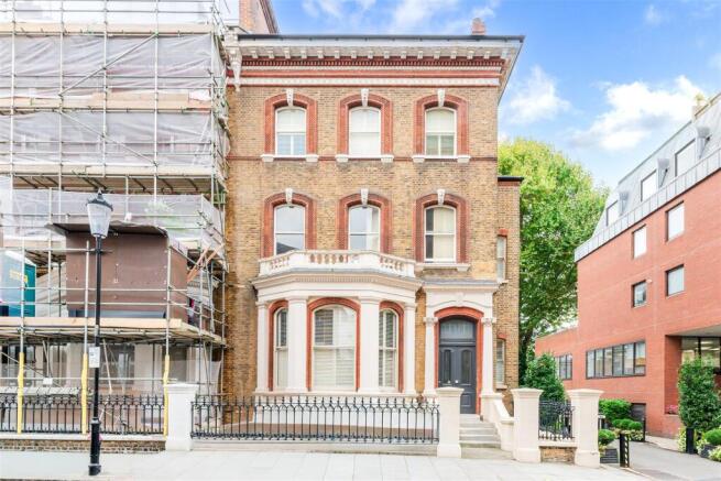 ROLAND GARDENS, 1 (1).jpg