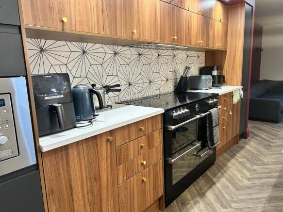Communal Kitchen 