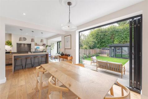 Highland Croft, Beckenham, BR3