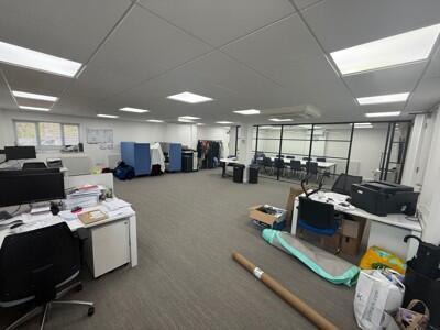 Photo 3