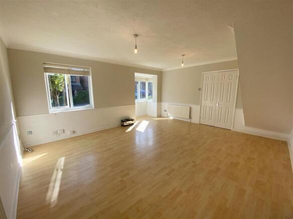 Living Room.jpg