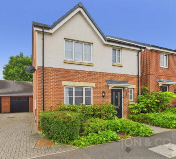 Ullswater Close | Northampton | NN3